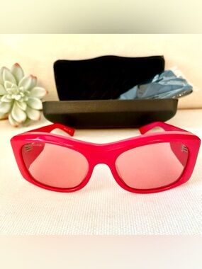 BALENCIAGA Sunglasses in Red